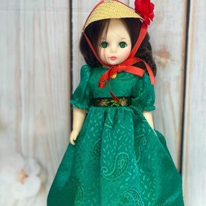 Ideal Toy Company Victorian Collection 1982 Doll